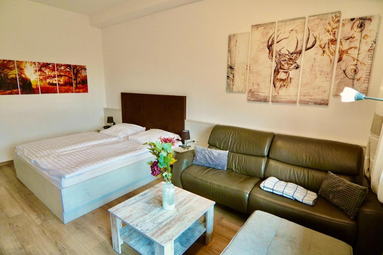 Hallelujah - Wunderschoenes Und Gepflegtes Apartment Mit Bademantelgang Zur Therme باد جريسباخ المظهر الخارجي الصورة
